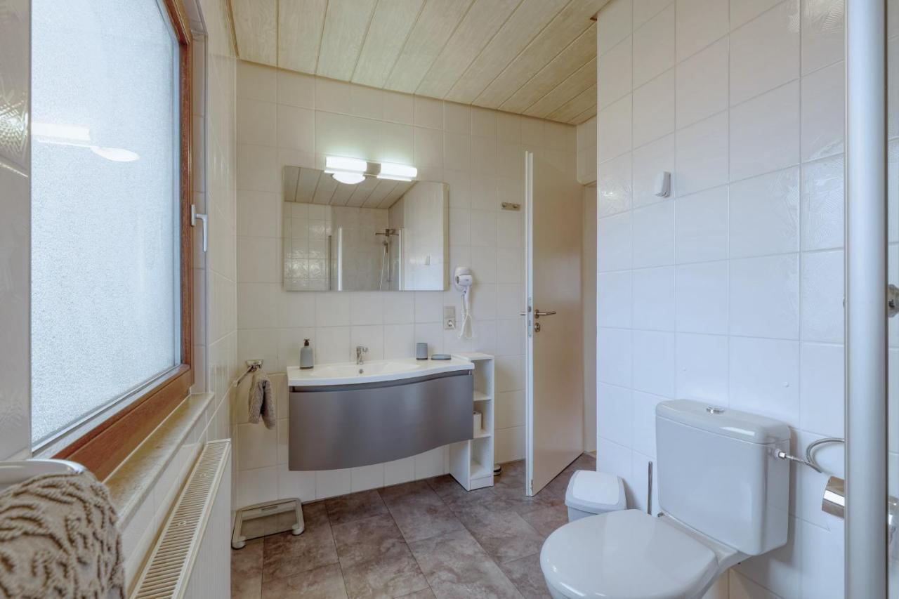 Seepark Kirchheim Ferienhaus Bei Anne Mit Sauna المظهر الخارجي الصورة